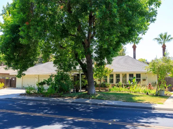 404 W Rumble Rd, Modesto, CA 95350