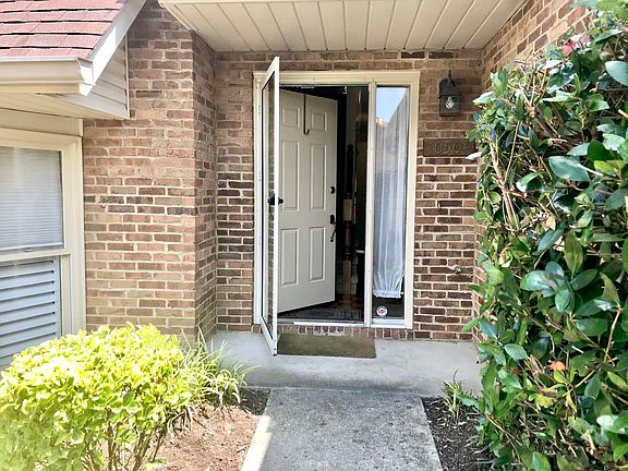4th image of 10504 Raven Ct