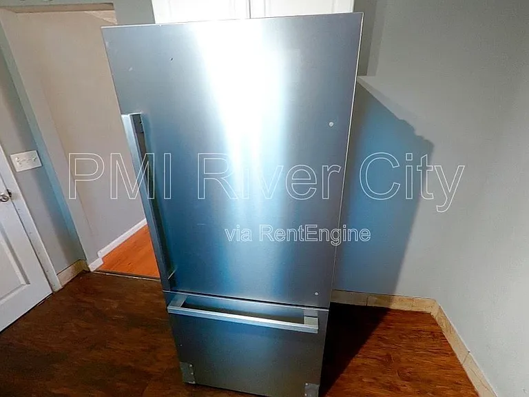 7471 John F Kennedy Dr W — Photo 2