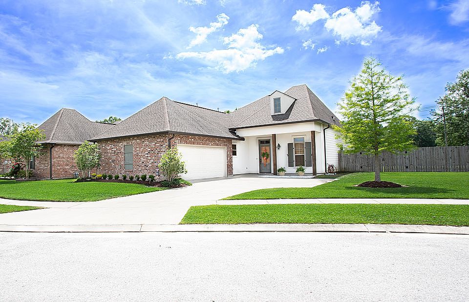 1st image of 16525 Cypress Knee Dr