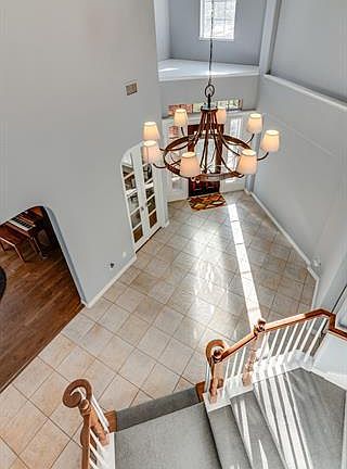 5th image of 1661 Terrace Dr