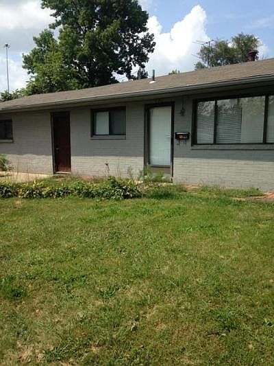 2nd image of 4912 Botsford Dr