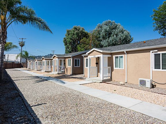 4th image of 813 W Palm Ave #0