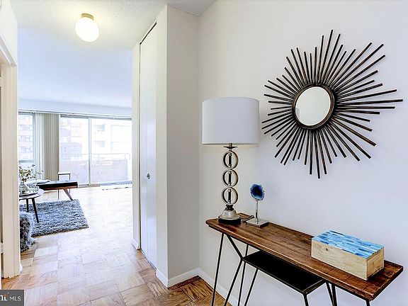 4th image of 4515 Willard Ave APT 1211S
