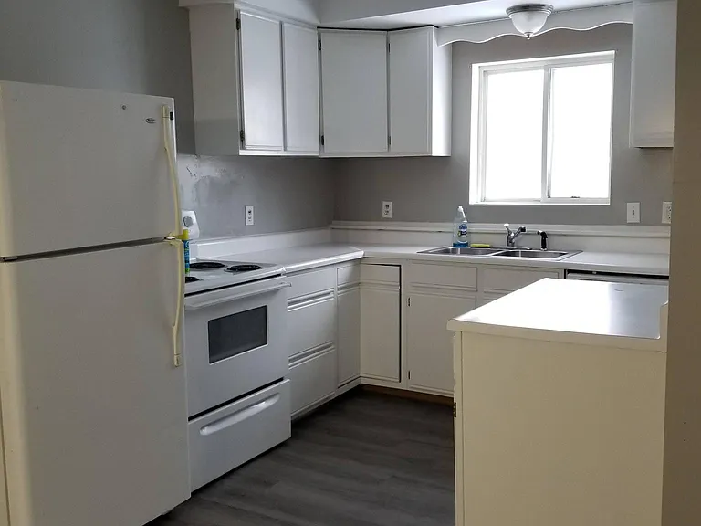 71 Post Rd #A — Photo 3