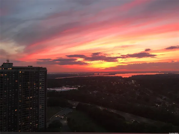 27110 Grand Central Parkway #26G, Floral Park, NY 11005