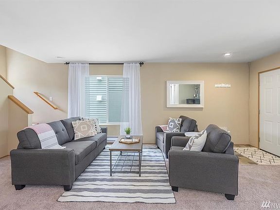 4th image of 9422 Hancock Ave SE