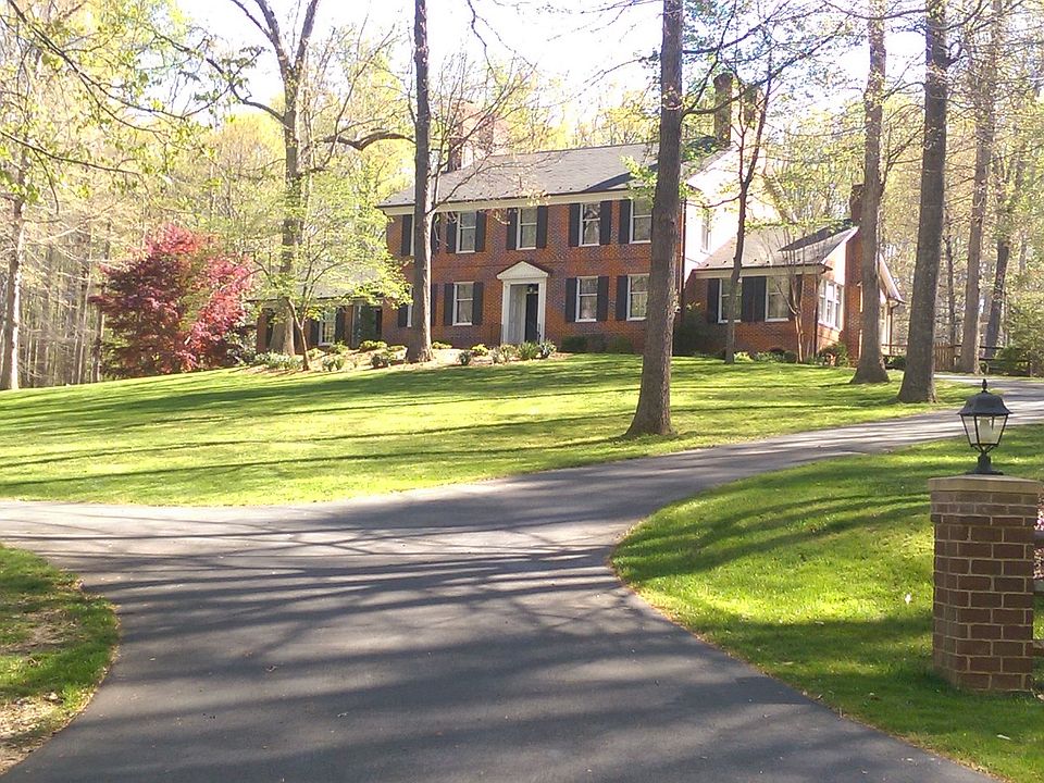 1st image of 7901 Manor House Dr