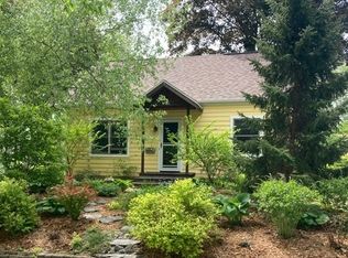 3713 Hillcrest Dr, Madison, WI 53705