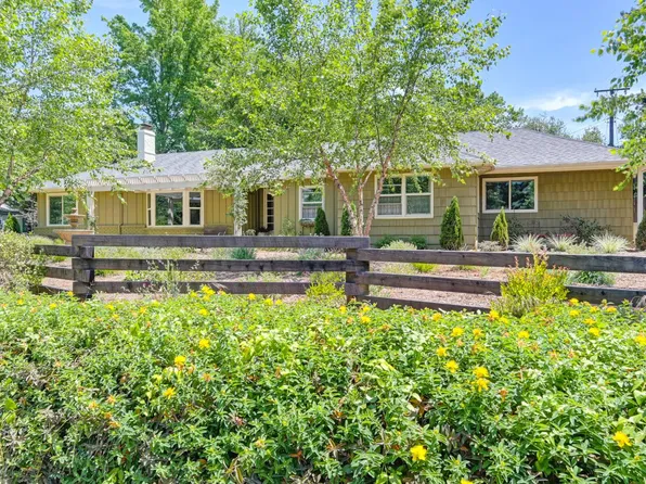 6200 Mahala Dr, Carmichael, CA 95608