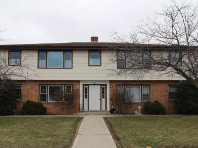 1211 5th AVENUE, West Bend, WI, 53095