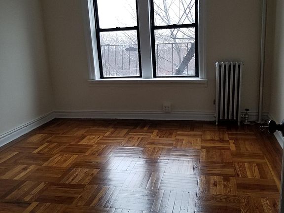 4th image of 1565 Thieriot Ave