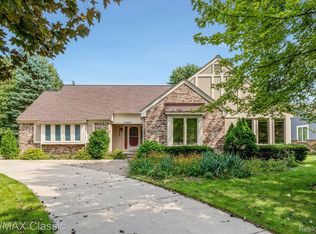 25490 Wixom Rd, Novi, MI 48374