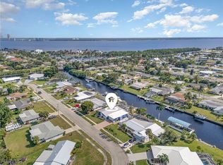 1661 Swan Ter, North Fort Myers, FL 33903