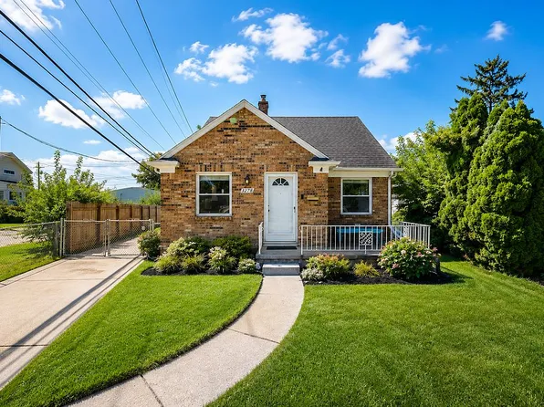 3278 Escott Ave, Toledo, OH 43614
