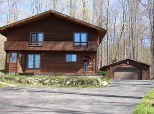 4984 Middle Rd, Harbor Springs, MI 49740