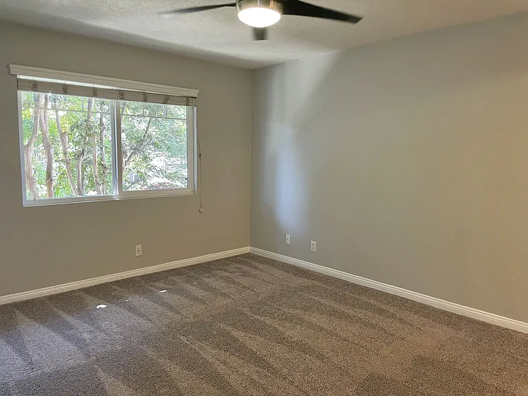 Villa Serrano Apartment Homes — Photo 49