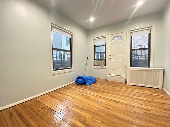 4th image of 303 W 106th St APT 5
