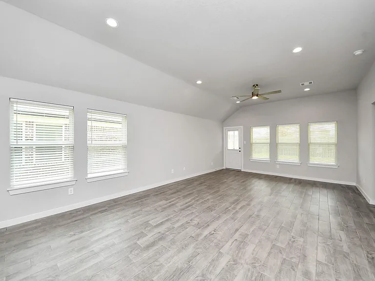 3335 Hackberry Tree Ln — Photo 22