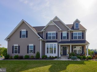 415 Chief Tatamy St, Easton, PA 18045