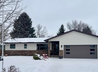 1709 Bruhn Ave NE, Watertown, SD 57201