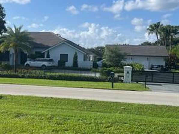 14322 Draft Horse Ln