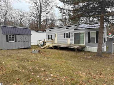 2757 Owens Dr #216, Houghton Lake, MI, 48629