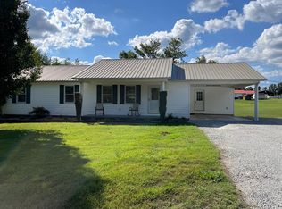 165 Dortch Ln, Paris, TN 38242