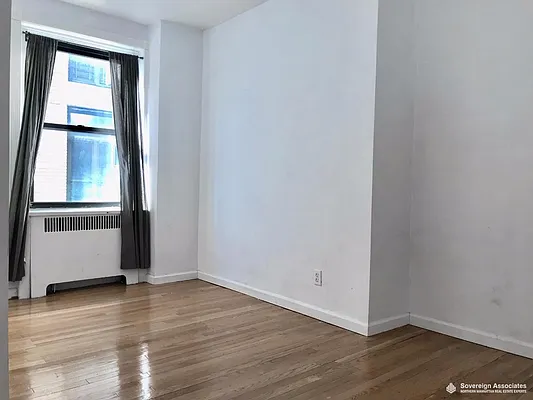 Rented by Sovereign Associates | media 18