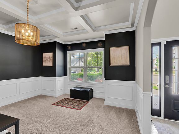 5th image of 43 Grand River Ln