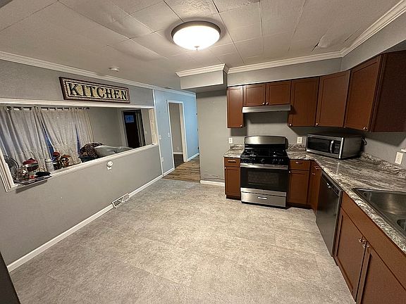 4th image of 178 Kathy Ln