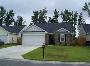 109 Fox Glen Ct, Port Wentworth, GA 31407