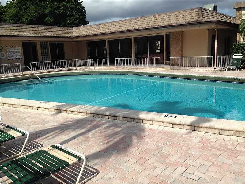 2nd image of 2461 SW 82nd Ave APT 202