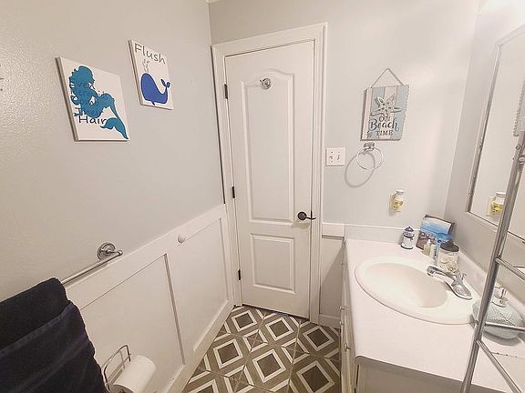 downstairs guest bathroom