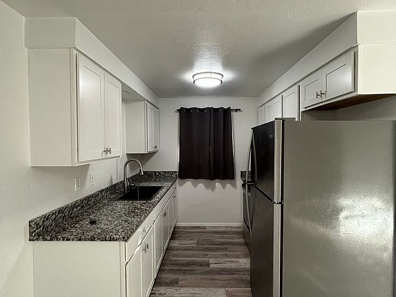 4th image of 2255 Shadylane Dr #2253