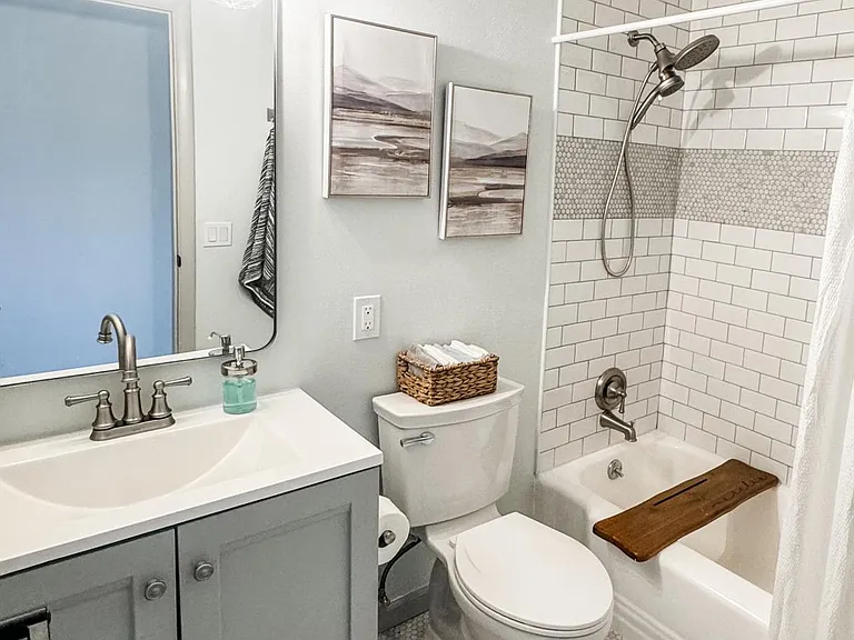9236 Lavant Dr — Photo 37