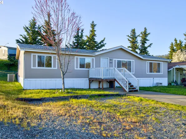 243 Owyhee Ln, Roseburg, OR 97471