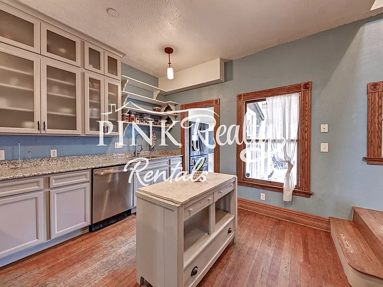 1610 W Kiowa St — Photo 21