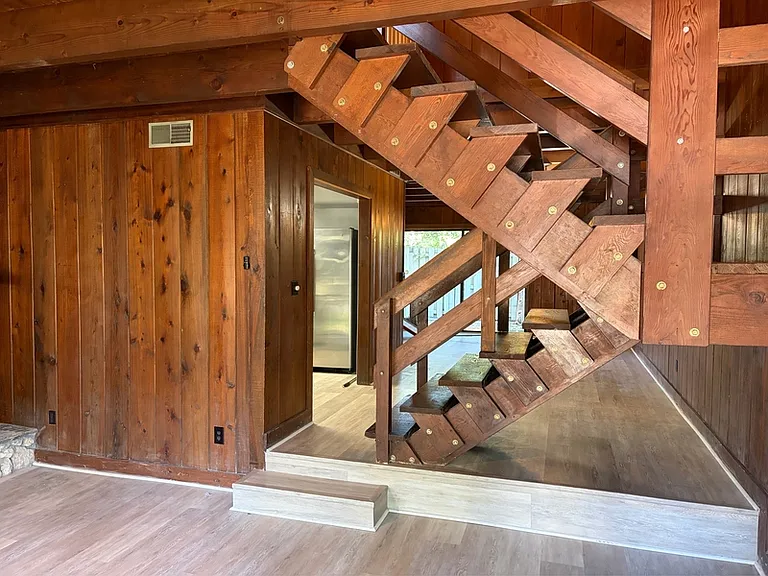 133 Oak St #4-1 — Photo 6