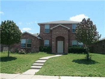 3rd image of 1204 Candler Dr