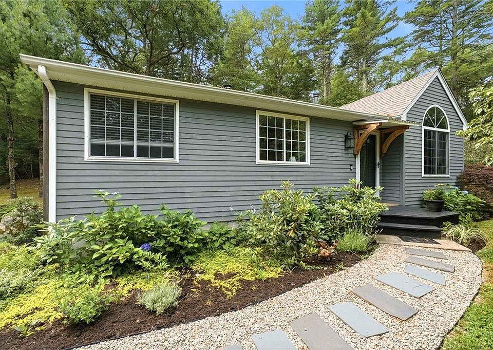 1st image of 102 Timber Ridge Rd