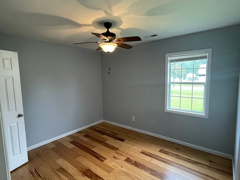 164 Glenwood Dr — Photo 11