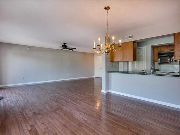 5th image of 3624 Colonia Place Dr APT K
