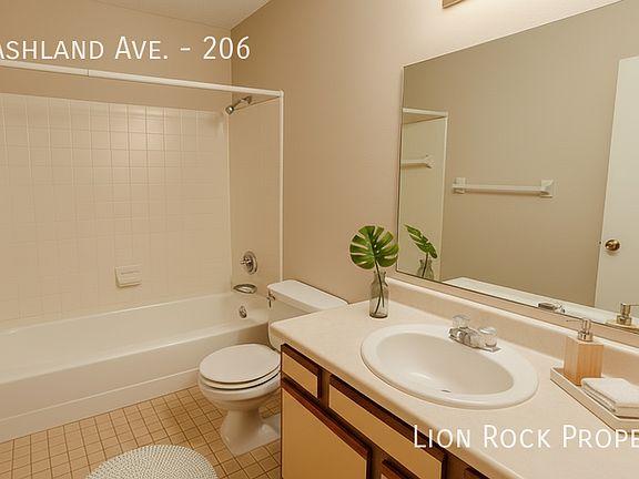 3rd image of 744 Ashland Ave #206