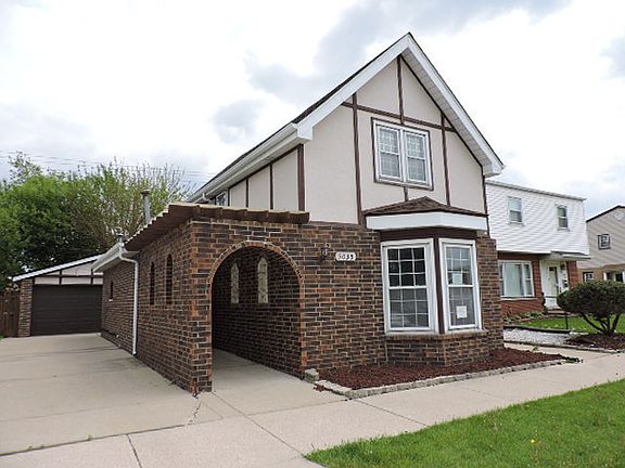 2nd image of 5035 N Forster Ave
