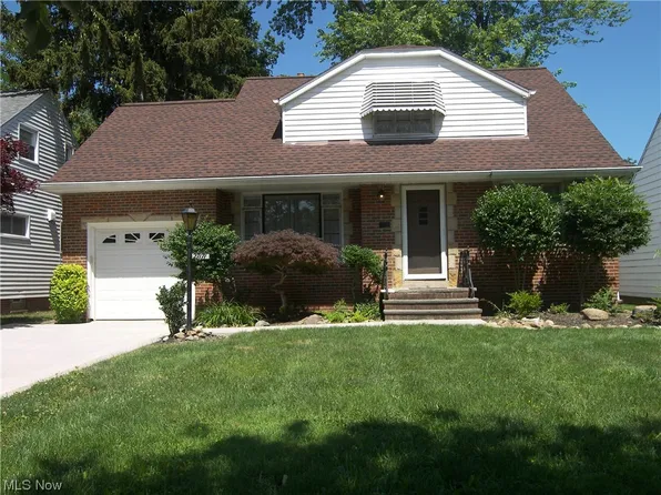 27171 Fullerwood Dr, Euclid, OH 44132