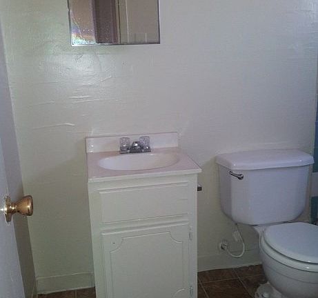 4th image of 3541 Metropolitan Ln APT 2