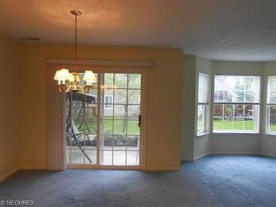 3rd image of 1091 Fleetwood Dr APT B