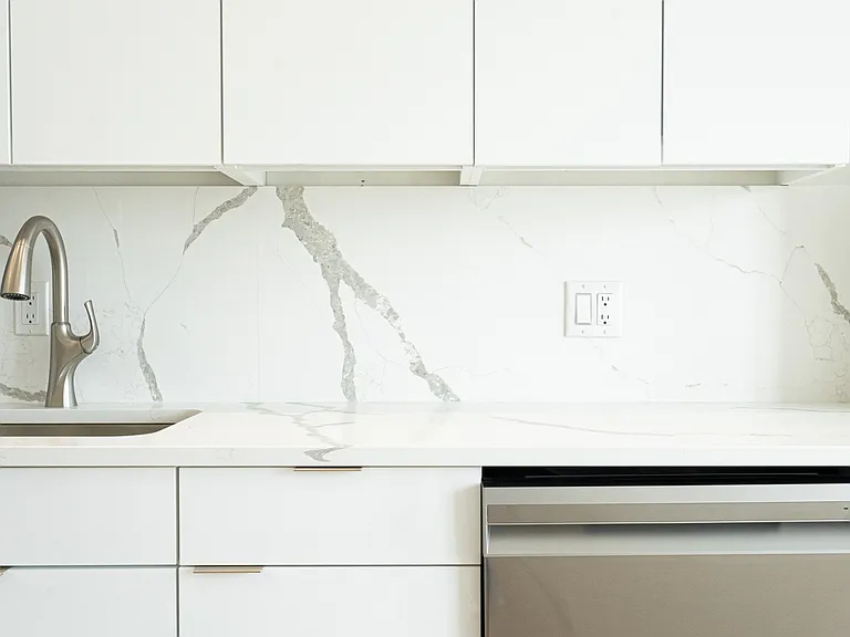 36-38 Hichborn St #503 — Photo 9