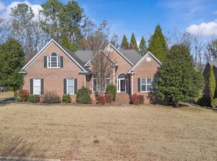 523 Meadowsweet Ln, Greenville, SC 29615